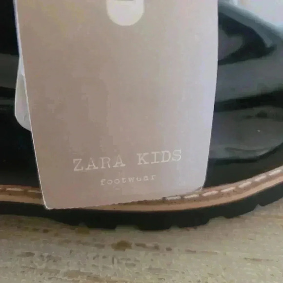 Zara kids black patent leather Oxford shoes sz 35 US sz 3.5 - Picture 5 of 10